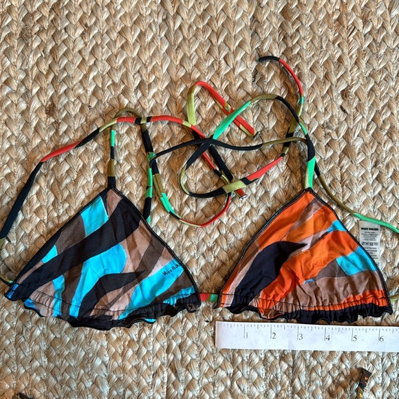 VICTORIA SECRET Bikini - Picture 5 of 9